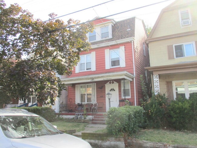 Building Photo - 547 Glenwood Ave