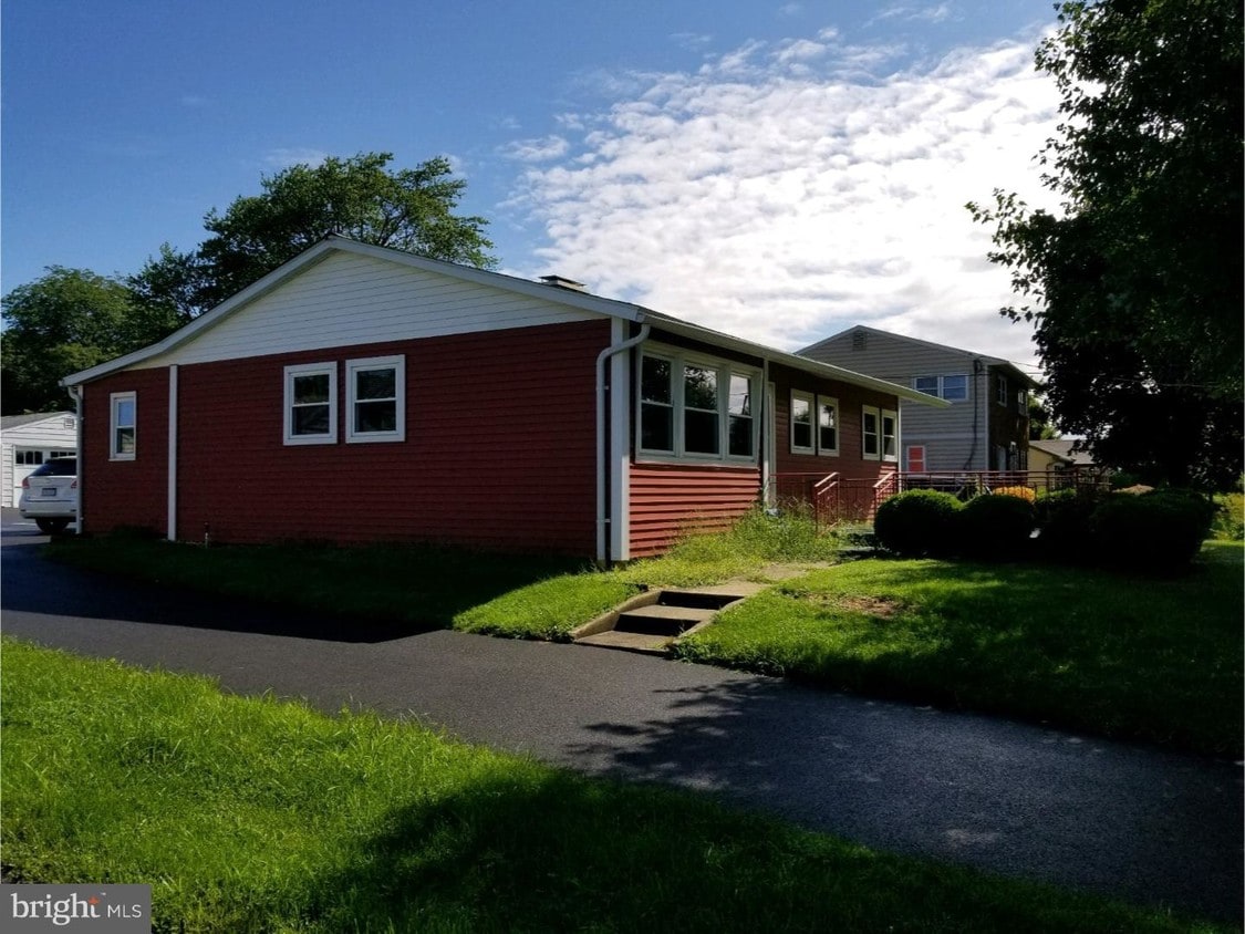 1745 W Chester Rd, Coatesville, PA 19320 House for Rent in