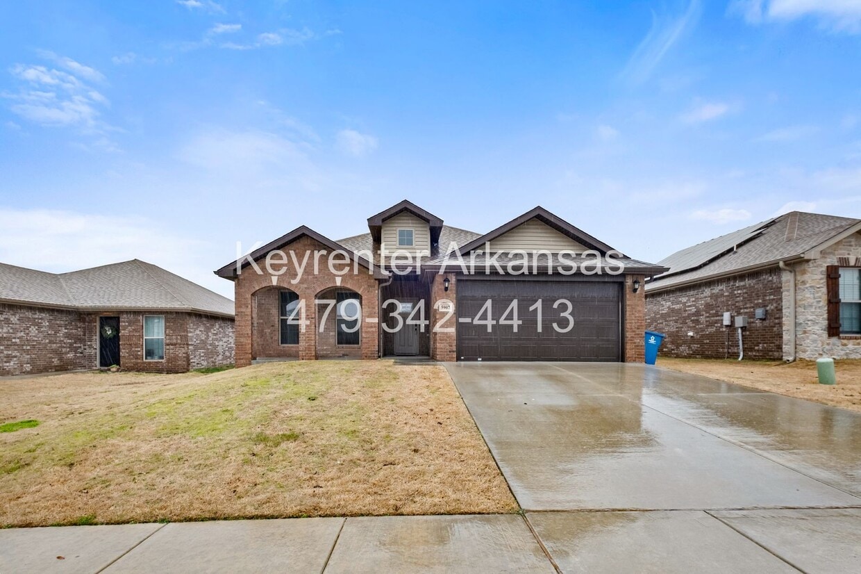 Gorgeous Home in Bentonville! - Gorgeous Home in Bentonville!