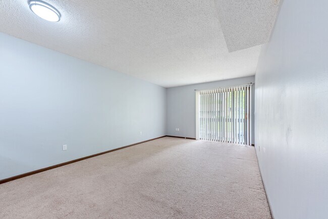 Building Photo - 7103 N Chas Dr