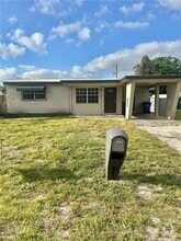Building Photo - 2846 Fletcher St