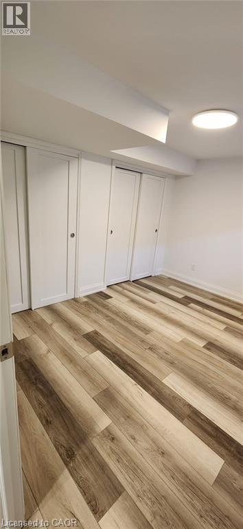 Photo du bâtiment - 261 Belmont Ave W