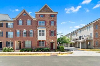 Building Photo - 22447 Norwalk Square