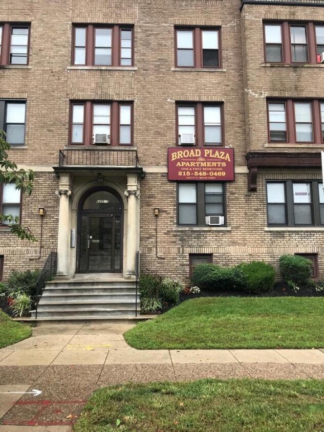Foto principal - 2 bedroom in Philadelphia PA 19126