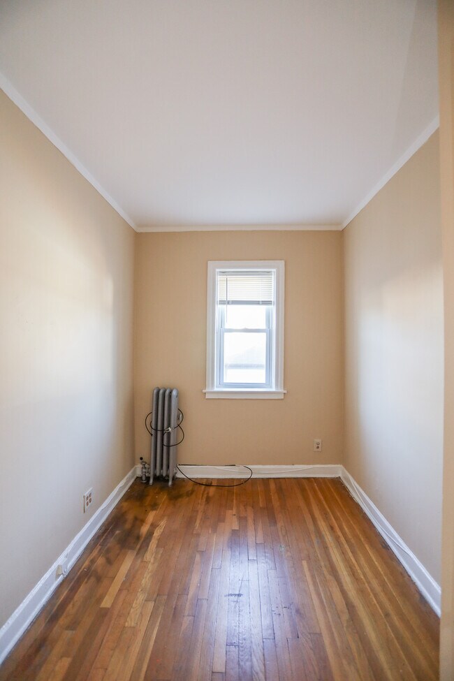 Foto del edificio - 5939 N Northwest Hwy