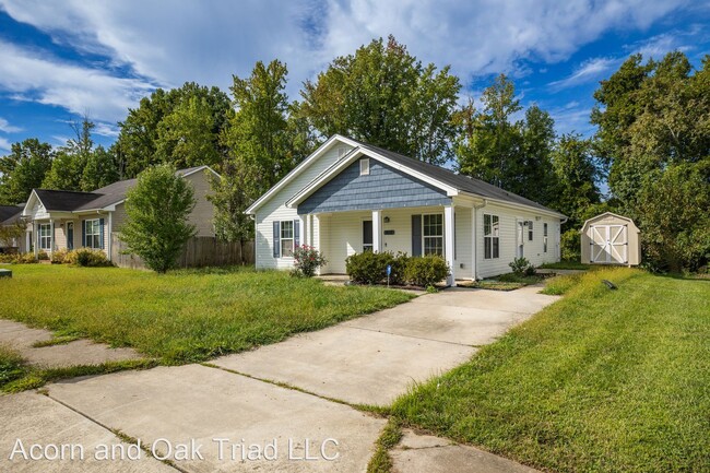 Building Photo - 4 br, 2 bath House - 902 Pine Street