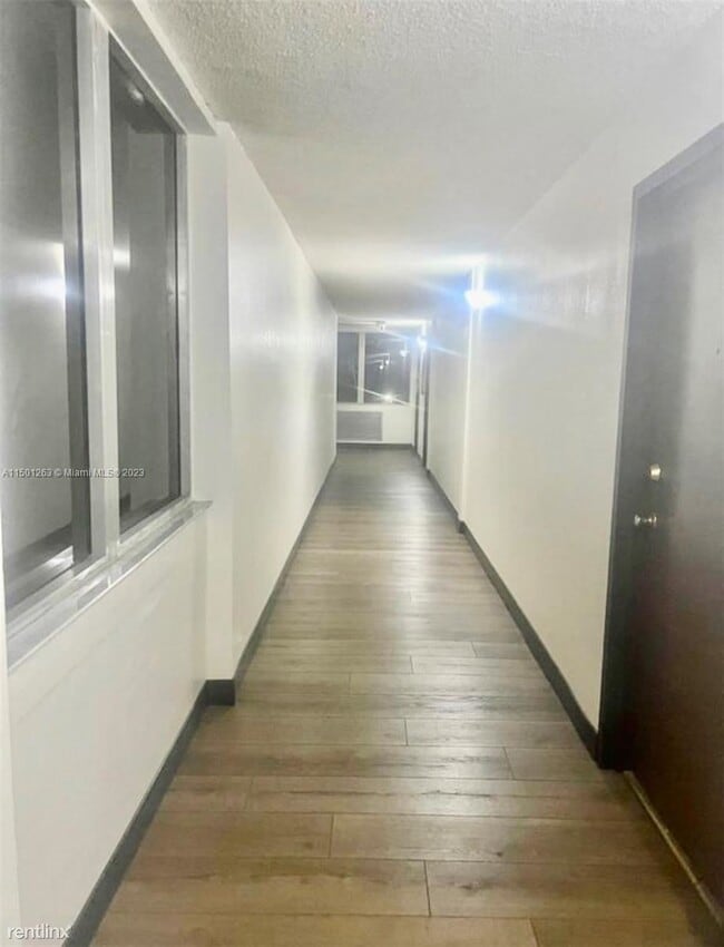 Building Photo - 3 br, 2 bath House - 14250 SW 62nd St Apt 201