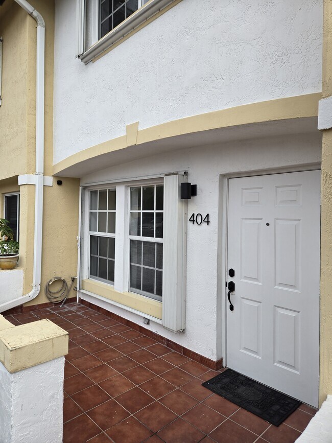 Building Photo - 209 NW 109th Ave