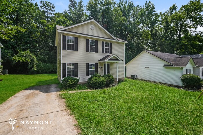Building Photo - Inviting 3 Bedroom Home in Charlotte