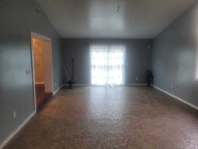 Foto del edificio - 8723 Garden St
