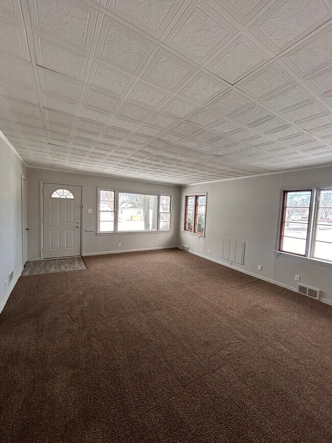 Building Photo - 540 Congress Ave