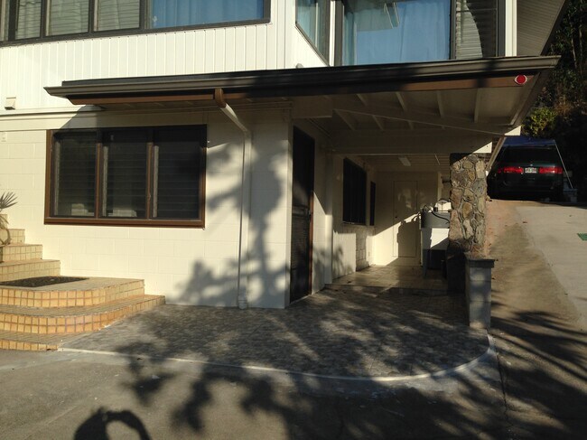 Building Photo - 99-409 Fernridge Plz