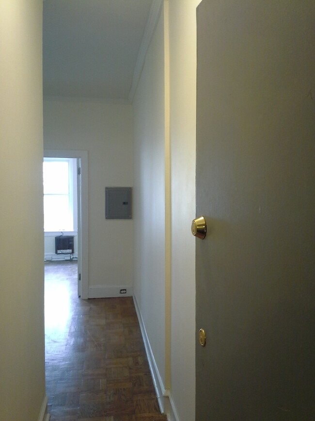 Apt entry from Common Hall - 2141 Locust St