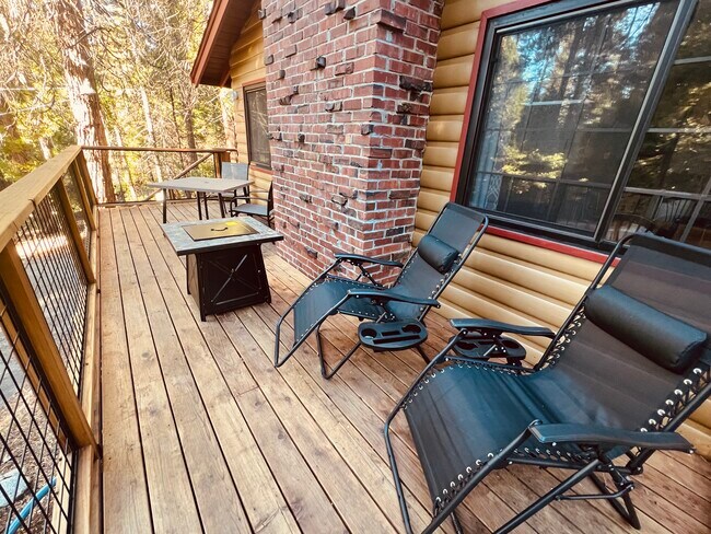 Foto del edificio - 1637 Rawhide Dr