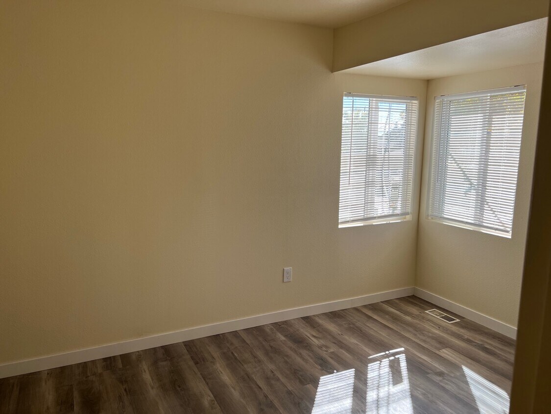 12050 E 25th Ave, Aurora, CO 80010 Townhome Rentals in Aurora CO