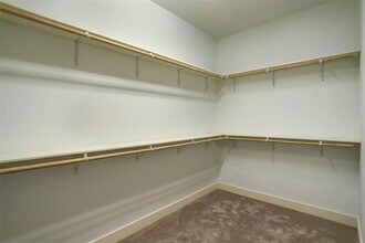 Building Photo - 1600 Post Oak Blvd