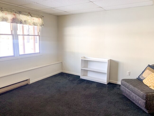 Foto del edificio - 51 1/2 Hatfield St