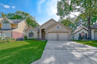 Building Photo - 5007 Maple Brook Ln