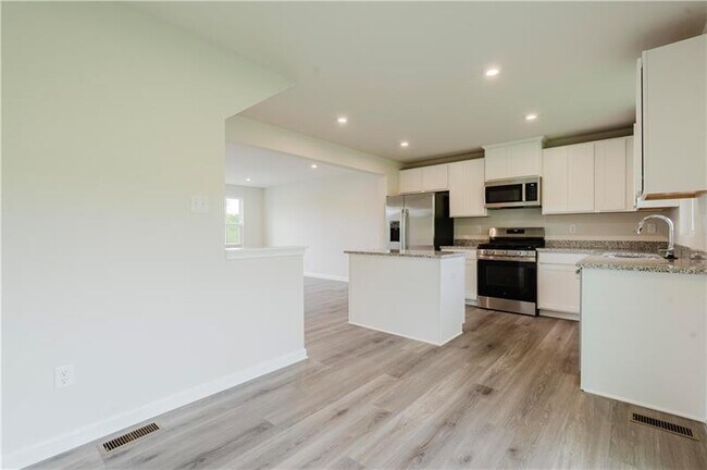 Foto del edificio - 159 White Oak Dr