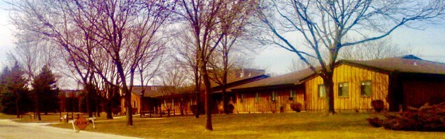 Exterior - 1204 Plainview Ln