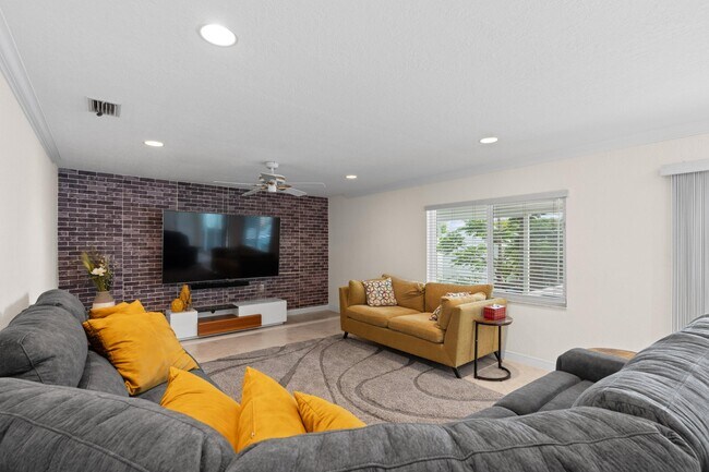 Foto del edificio - 1366 SW 9th Ave