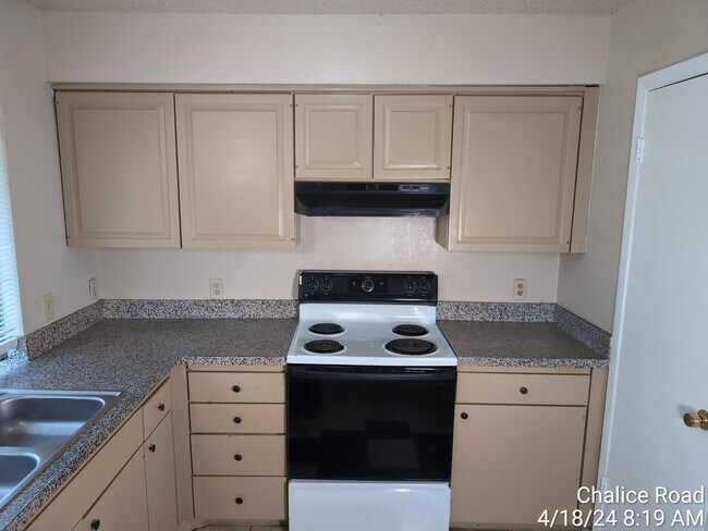 Building Photo - 1813 Chalice, Arlington, TX 76015