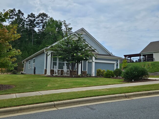 Building Photo - Larkin Golf Course Community - 3 BR / 2 BA...