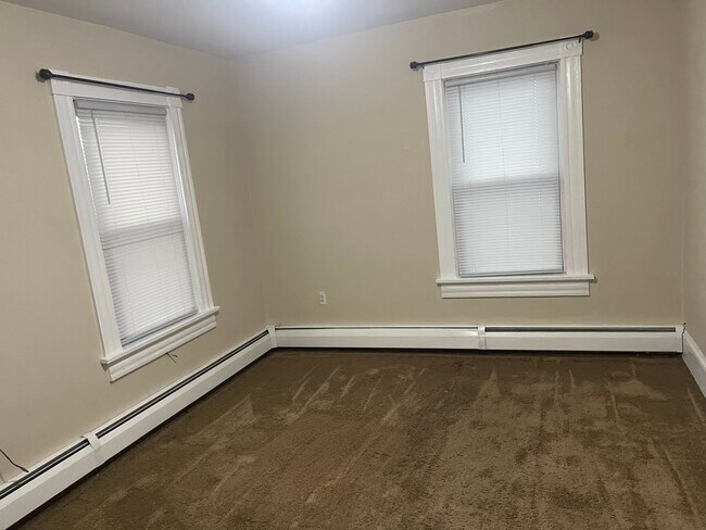 Foto del edificio - 684 Bennett St