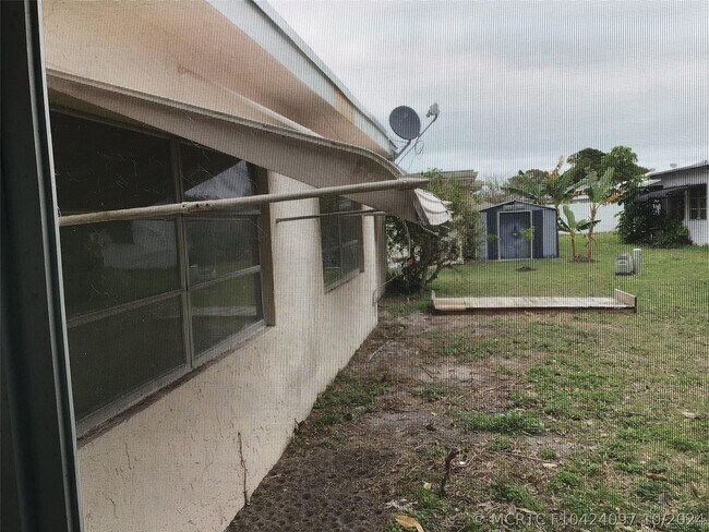 Foto del edificio - 7108 NW 76th Ct