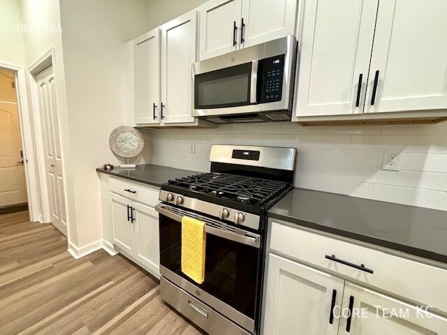Foto del edificio - 1413 W 39th St