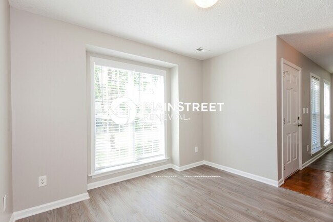 Building Photo - 3 Bedroom Pet-Friendly Home in Charlotte, ...