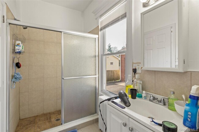 Foto del edificio - 172 Harrison Ave