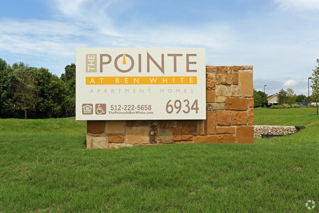 Letrero de entrada - Pointe at Ben White