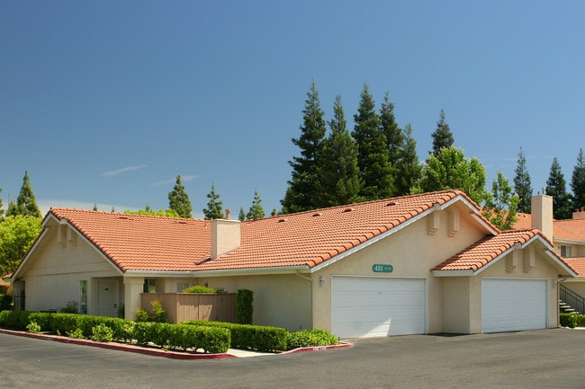 Single level 2 & 3 Bedrooms - Audubon Court Apartments