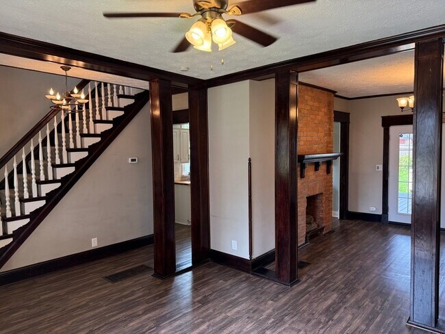 Foto del edificio - 3935 Lindley Ave