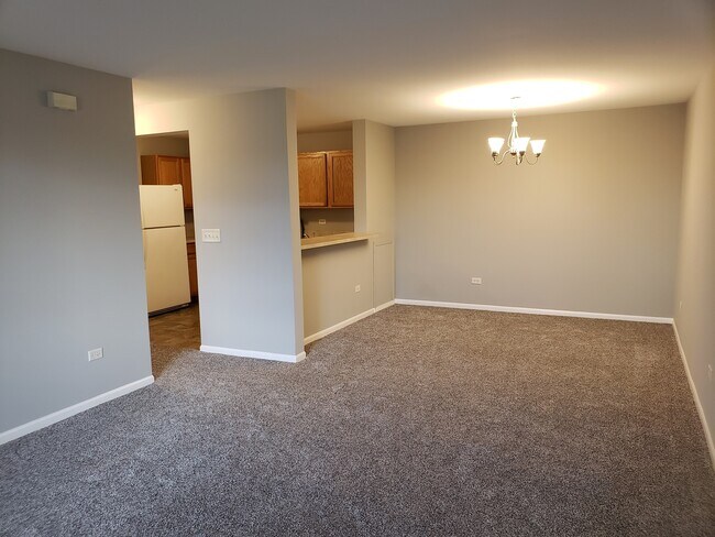 Building Photo - 1111 Silverstone Dr