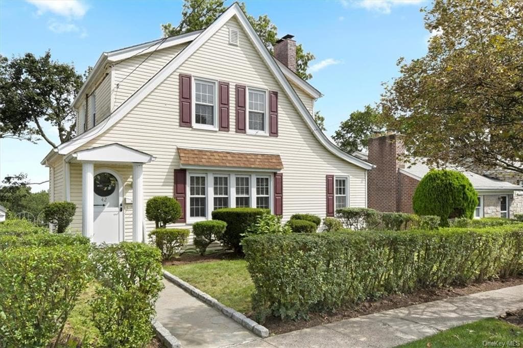 Primary Photo - 42 Albemarle Pl