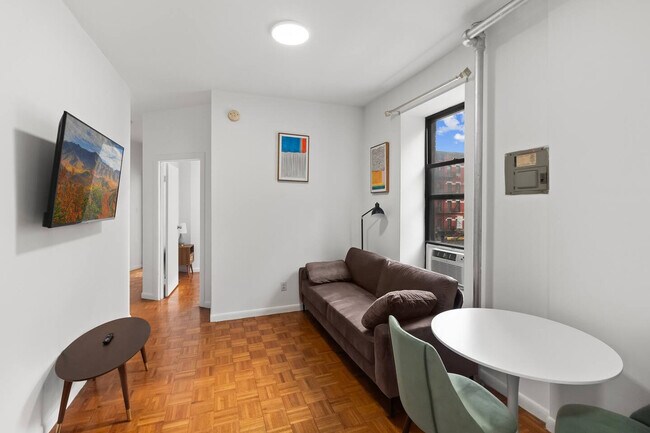 Foto del edificio - 235 E 89th St