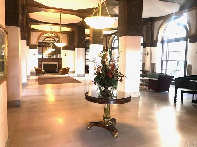Foto del edificio - 455 E Ocean Blvd