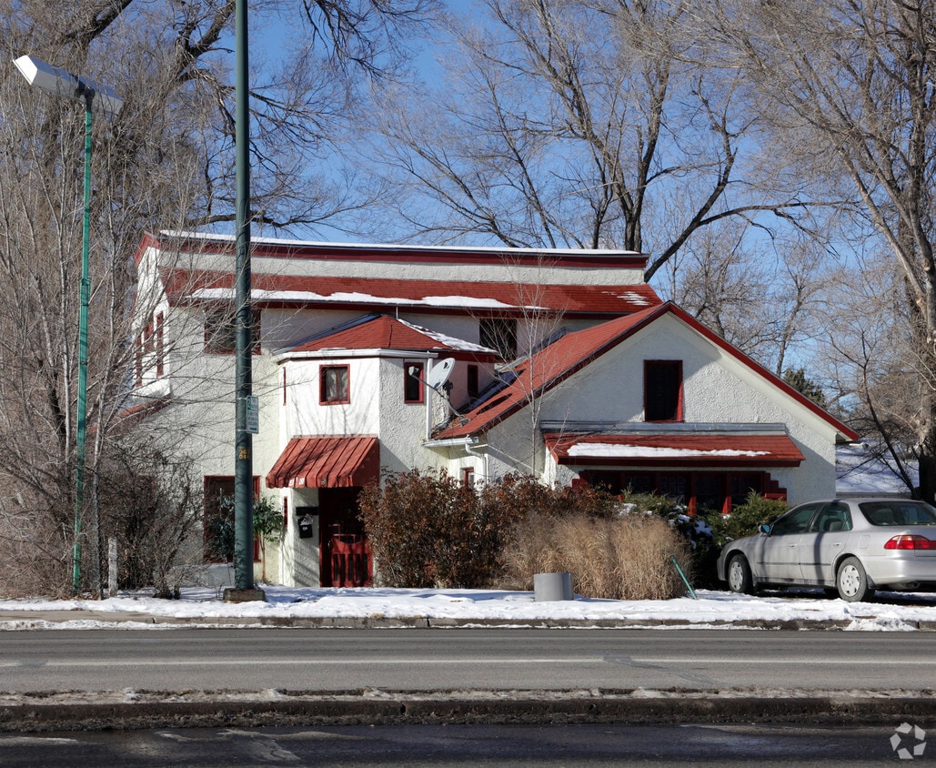 4085 S Broadway, Englewood, CO 80113 Apartments in Englewood, CO