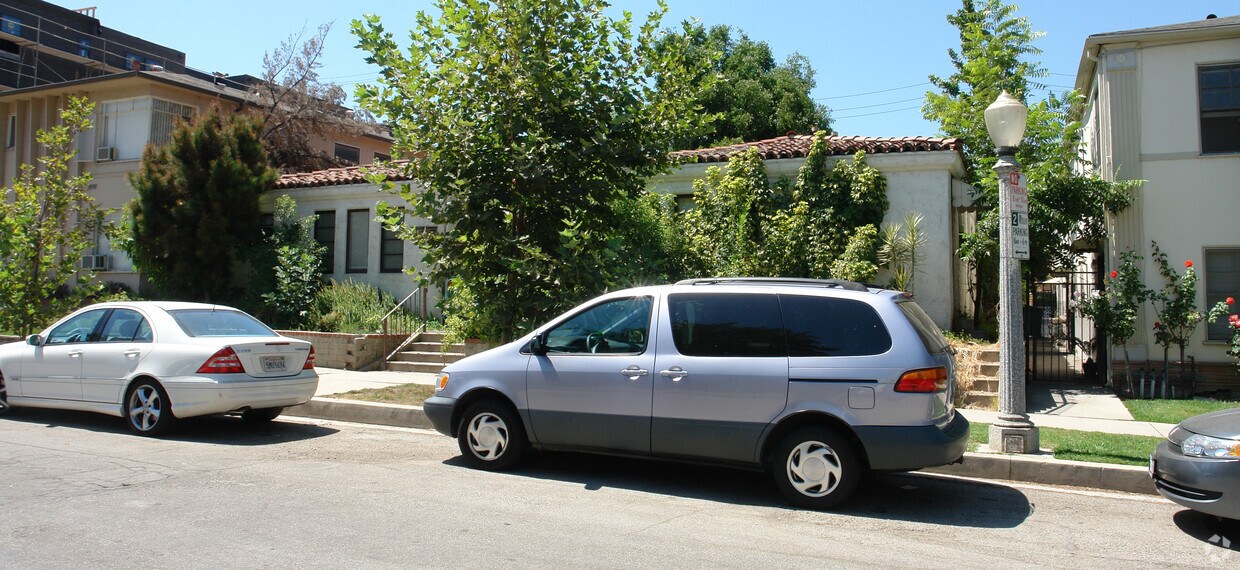 Foto del edificio - 12114 Hoffman St