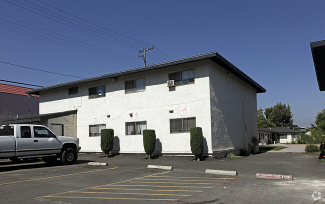 Building Photo - Acacia Apartments