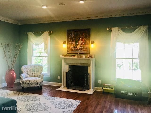 Foto del edificio - 4 br, 4 bath House - 100 Country Cir