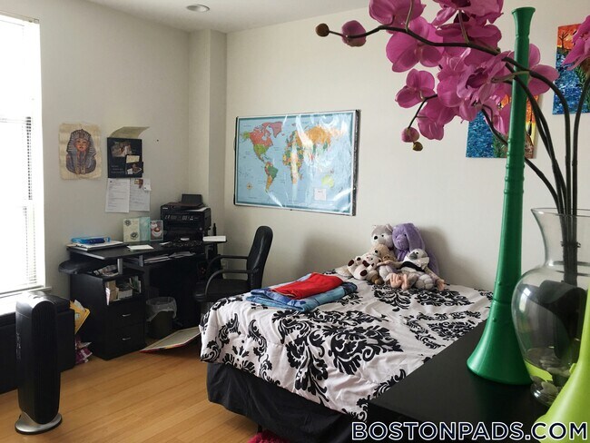 Foto del edificio - 601 Albany St