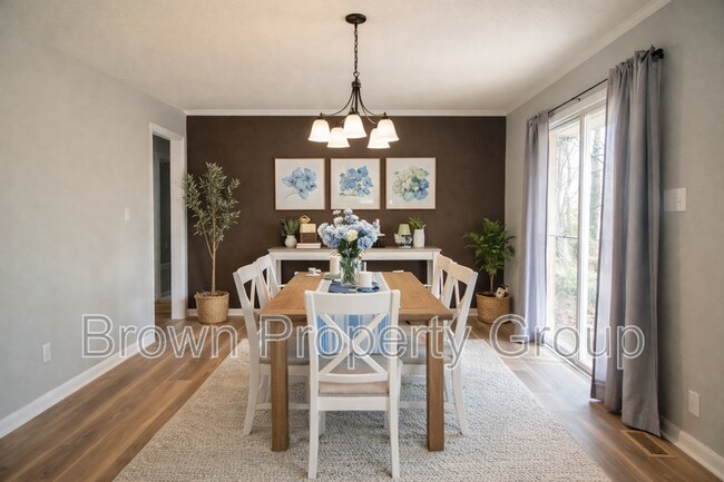 Foto del edificio - 4705 Beaufort Dr