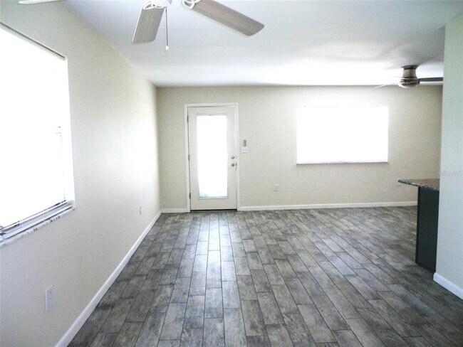 Building Photo - 1901 Andover Way