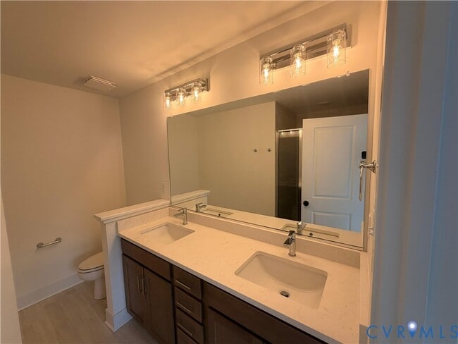 Building Photo - 15375 Sunray Aly