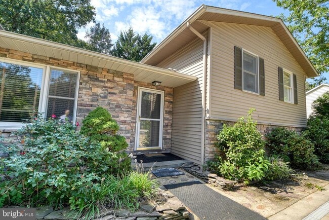 Foto del edificio - 800 Baltimore Annapolis Blvd