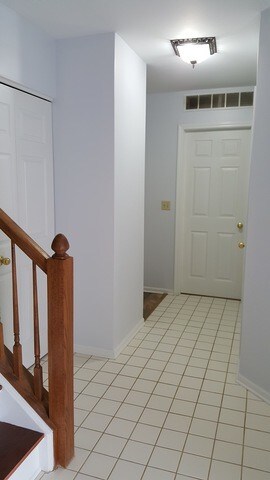Building Photo - 2116 Peach Tree Ln