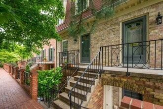 Building Photo - 1624 Belmont St NW